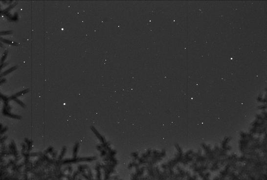 Sky image of variable star HR-DEL (HR DELPHINI) on the night of JD2452833.