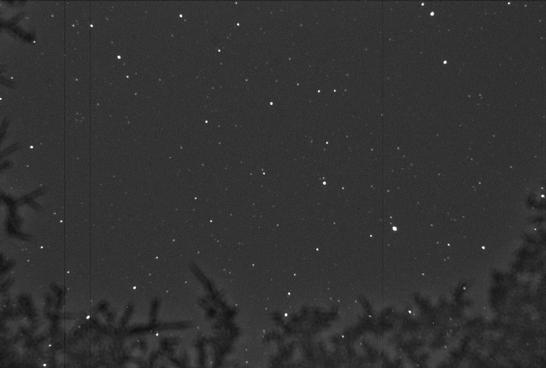 Sky image of variable star UV-LYR (UV LYRAE) on the night of JD2452833.