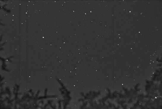 Sky image of variable star UW-LYR (UW LYRAE) on the night of JD2452833.