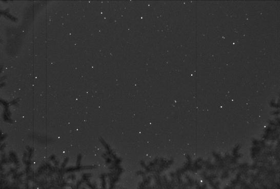 Sky image of variable star V-LYR (V LYRAE) on the night of JD2452833.